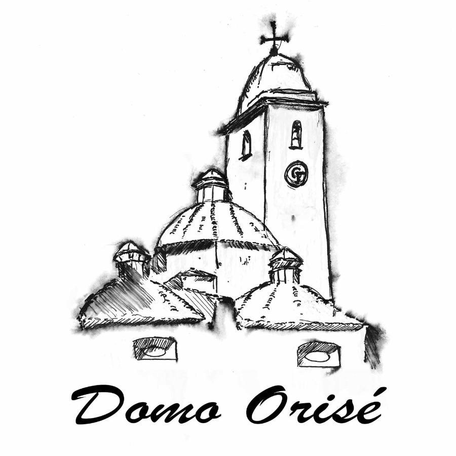 Domo Orise Alloggio In Pieno Centro 奥罗塞伊 外观 照片