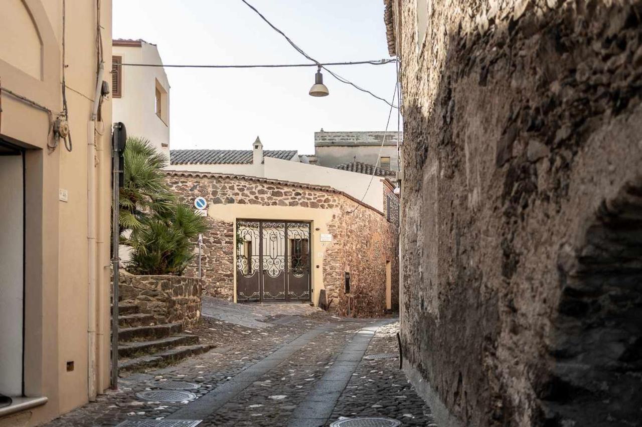 Domo Orise Alloggio In Pieno Centro 奥罗塞伊 外观 照片